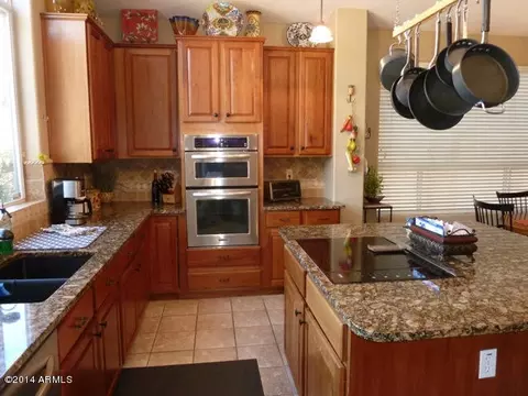 3214 E Desert Flower Ln, Phoenix, AZ 85044 photo 2