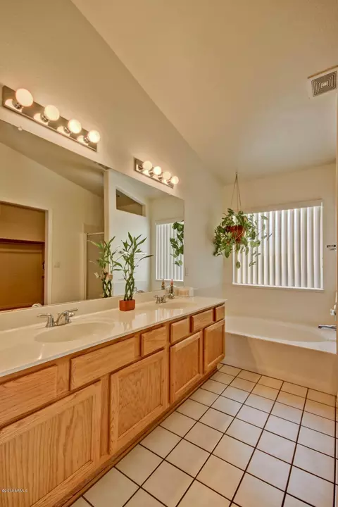 5057 E Holmes Ave, Mesa, AZ 85206 photo 17
