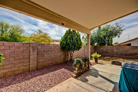 5057 E Holmes Ave, Mesa, AZ 85206 photo 2