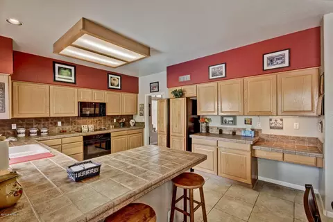 1686 E Saltsage Dr, Phoenix, AZ 85048 photo 16