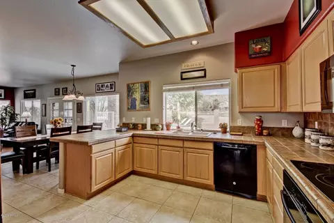 1686 E Saltsage Dr, Phoenix, AZ 85048 photo 18