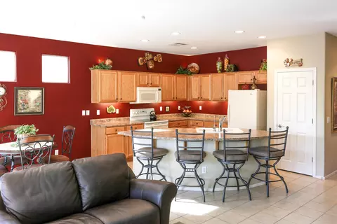4097 E Carob Dr, Gilbert, AZ 85298 photo 5