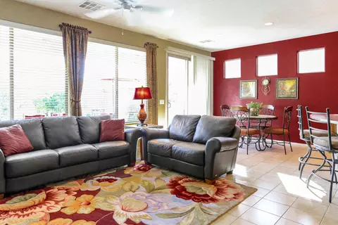 4097 E Carob Dr, Gilbert, AZ 85298 photo 4
