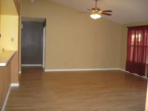 719 W Kyle Ct, Gilbert, AZ 85233 photo 3