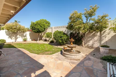 4320 E Piccadilly Rd, Phoenix, AZ 85018 photo 13