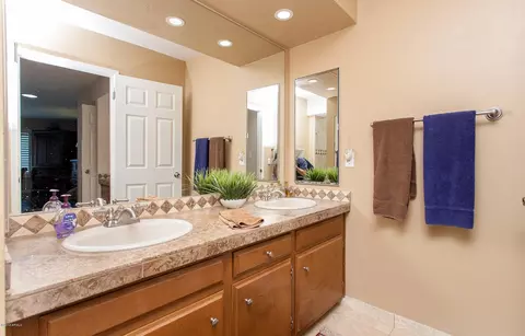 4320 E Piccadilly Rd, Phoenix, AZ 85018 photo 17