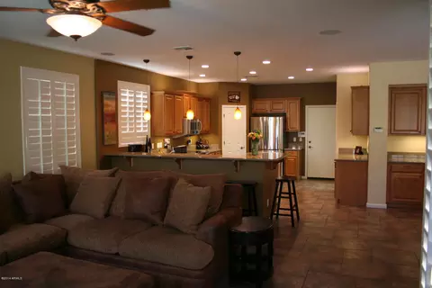 6975 S Magic Ct, Gilbert, AZ 85298 photo 7