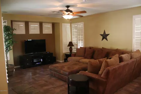 6975 S Magic Ct, Gilbert, AZ 85298 photo 8