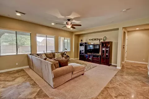 2863 E Maplewood St, Gilbert, AZ 85297 photo 9