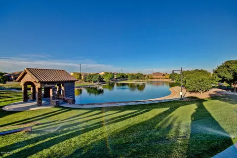 2863 E Maplewood St, Gilbert, AZ 85297 photo 58