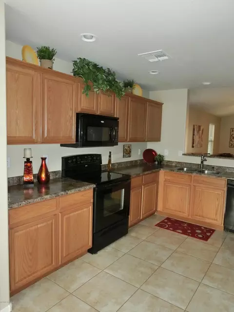 2946 E Aris Dr, Gilbert, AZ 85298 photo 4