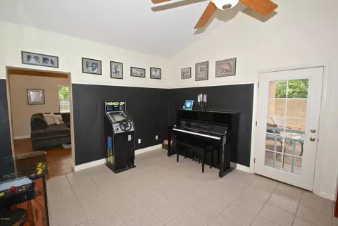 741 E Comstock St, Gilbert, AZ 85296 photo 9