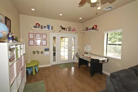 741 E Comstock St, Gilbert, AZ 85296 photo 10