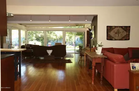 406 E Mclellan Blvd, Phoenix, AZ 85012 photo 3