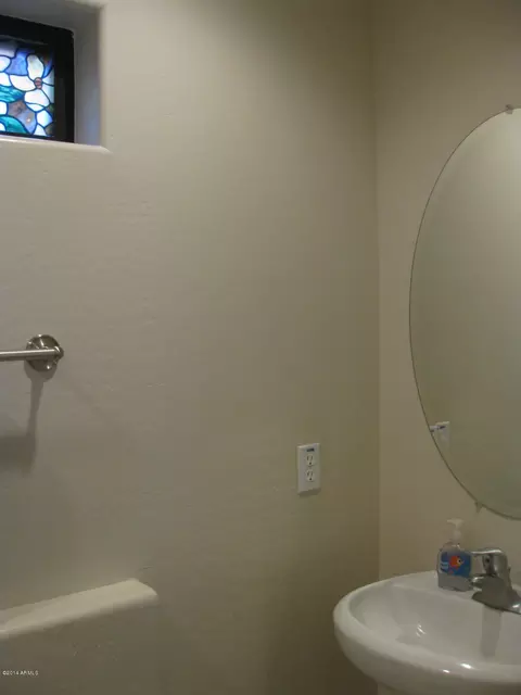 3453 E Avalon Dr, Phoenix, AZ 85018 photo 9