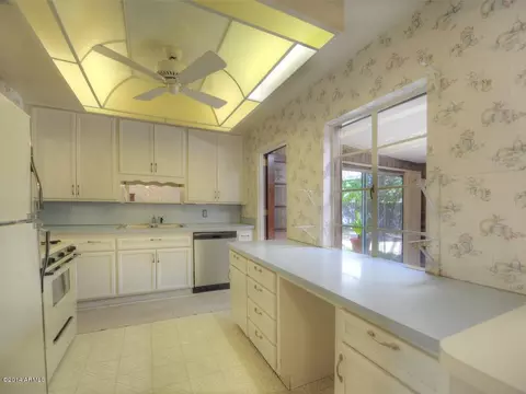 2444 E Meadowbrook Ave, Phoenix, AZ 85016 photo 8