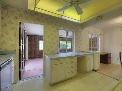2444 E Meadowbrook Ave, Phoenix, AZ 85016 photo 9