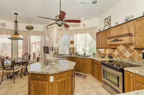 4468 E Walnut Rd, Gilbert, AZ 85298 photo 9