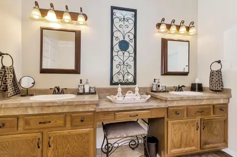 4468 E Walnut Rd, Gilbert, AZ 85298 photo 13