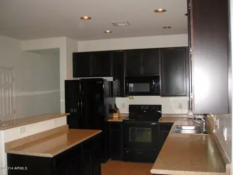 979 S Pheasant Dr, Gilbert, AZ 85296 photo 6