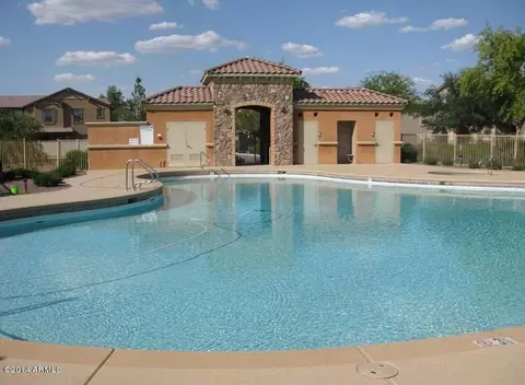 979 S Pheasant Dr, Gilbert, AZ 85296 photo 5