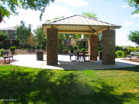 979 S Pheasant Dr, Gilbert, AZ 85296 photo 15