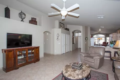 4253 E Wescott Dr, Phoenix, AZ 85050 photo 10
