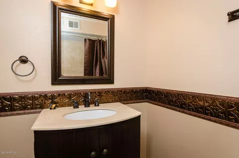 605 E Watson Dr, Tempe, AZ 85283 photo 3