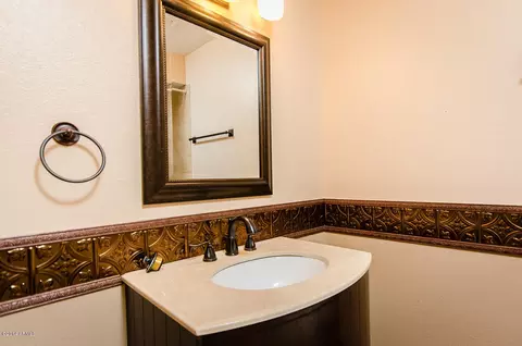 605 E Watson Dr, Tempe, AZ 85283 photo 9