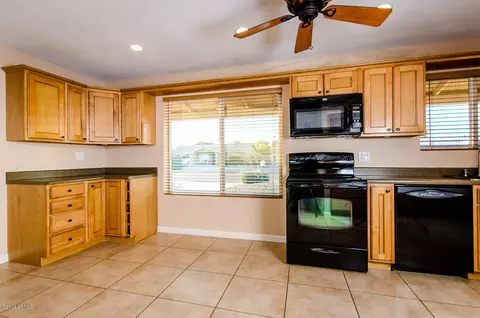 605 E Watson Dr, Tempe, AZ 85283 photo 14