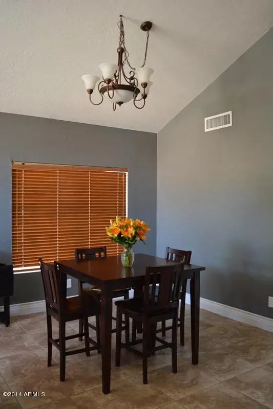  1833 W Spruce Dr, Chandler, AZ 85286 photo 3