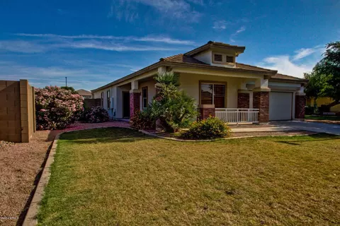 2434 E Del Rio Ct, Gilbert, AZ 85295 photo 2