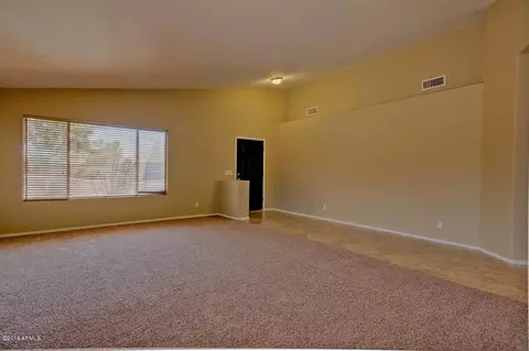 532 E Pinto Dr, Gilbert, AZ 85296 photo 4