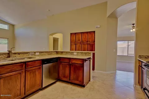 532 E Pinto Dr, Gilbert, AZ 85296 photo 8