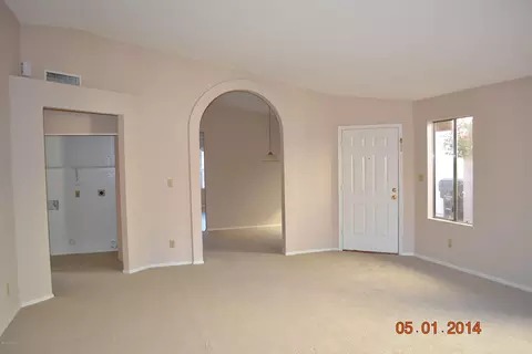 3121 E Kerry Ln, Phoenix, AZ 85050 photo 4