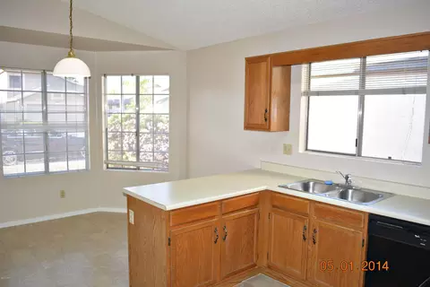 3121 E Kerry Ln, Phoenix, AZ 85050 photo 11