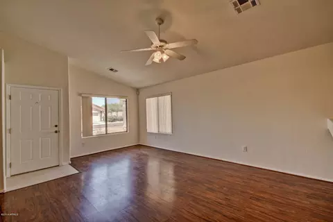901 E Potter Dr, Phoenix, AZ 85024 photo 5
