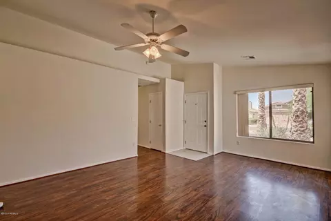901 E Potter Dr, Phoenix, AZ 85024 photo 6
