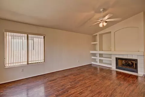 901 E Potter Dr, Phoenix, AZ 85024 photo 4