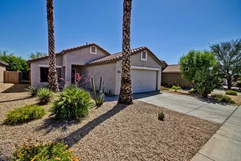 901 E Potter Dr, Phoenix, AZ 85024 photo 3