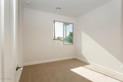 11 E Laurie Ln, Phoenix, AZ 85020 photo 11