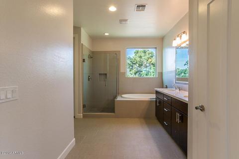 11 E Laurie Ln, Phoenix, AZ 85020 photo 14