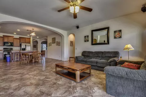 10828 E Roselle Ave, Mesa, AZ 85212 photo 7