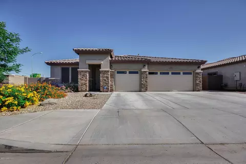 10828 E Roselle Ave, Mesa, AZ 85212 photo 2