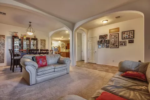 10828 E Roselle Ave, Mesa, AZ 85212 photo 3