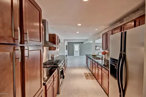 1923 E Hazelwood St, Phoenix, AZ 85016 photo 4