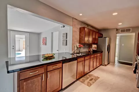 1923 E Hazelwood St, Phoenix, AZ 85016 photo 20