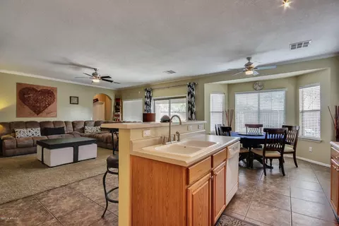 3479 E Flower St, Gilbert, AZ 85298 photo 9