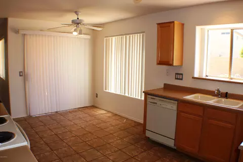 1811 E Oakland St, Gilbert, AZ 85295 photo 9