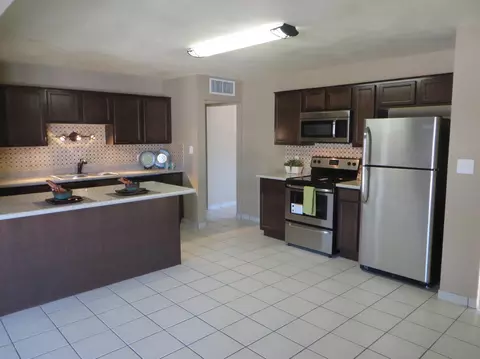 1038 E Ruth Ave, Phoenix, AZ 85020 photo 5